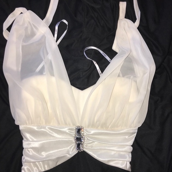 XOXO DRESS - Picture 2 of 5